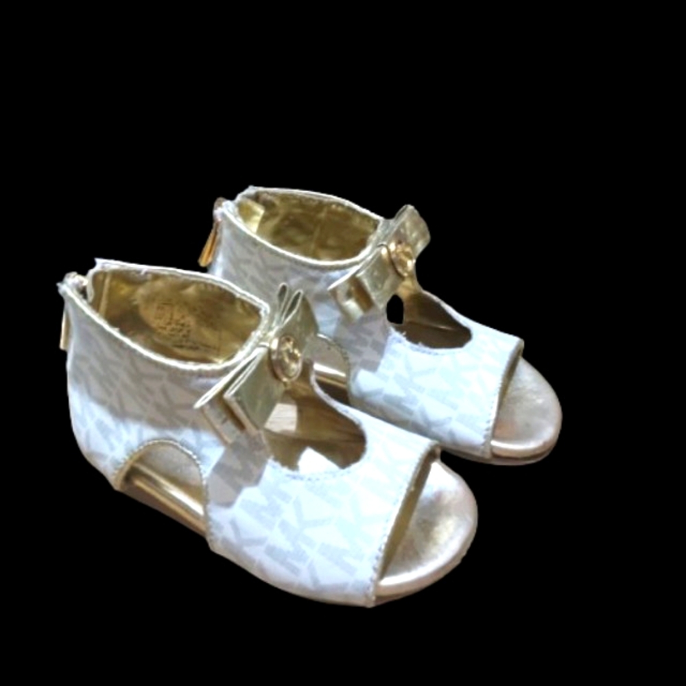 Michael Kors Toddler Girls Tilly Dahnia Logo Dress Shoes size 7